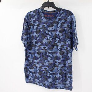 Robert Graham Shirt Mens Large blue camo geometric print Short Sleeve crew neck